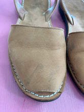 Load image into Gallery viewer, Pre-Loved Palmairas Mibo
