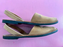 Load image into Gallery viewer, Pre-Loved Palmairas Mibo
