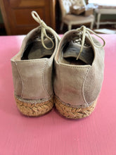Load image into Gallery viewer, Pre-Loved Gaimo Taupe Espadrilles
