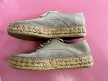 Load image into Gallery viewer, Pre-Loved Gaimo Taupe Espadrilles

