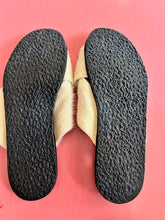 Load image into Gallery viewer, Pre-Loved The Hides Milk Slides
