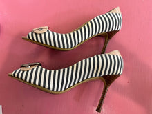 Load image into Gallery viewer, Pre-Loved Tony Bianco Demi
