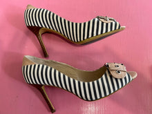 Load image into Gallery viewer, Pre-Loved Tony Bianco Demi
