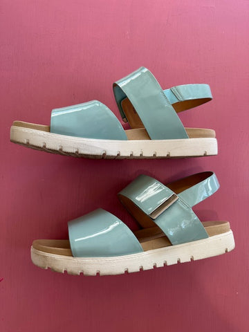 Pre-Loved Ziera Nakta