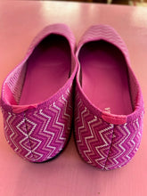 Load image into Gallery viewer, Pre-Loved Vivaia
