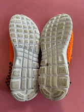 Load image into Gallery viewer, Pre-Loved Orange and Grey Woven Slipons
