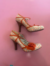 Load image into Gallery viewer, Pre-Loved Ruby Shoo Orange Heels Size 41
