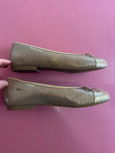 Load image into Gallery viewer, Pre-Loved Ziera Chelsea
