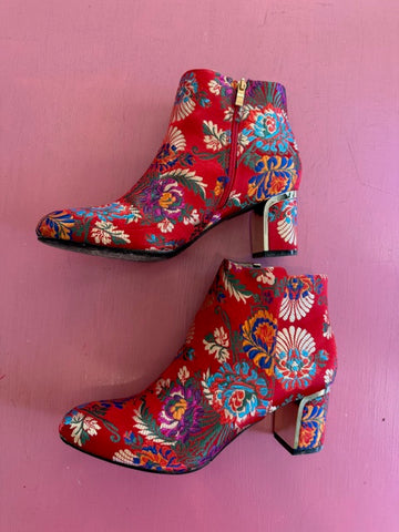 Pre-Loved Jrenee Tunatti