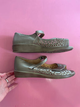 PL Ziera Daffodil Size 43
