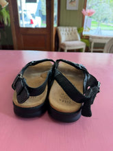 Load image into Gallery viewer, Pre-Loved Ziera Bari
