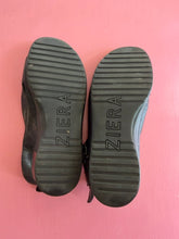 Load image into Gallery viewer, Pre-Loved Ziera Bari
