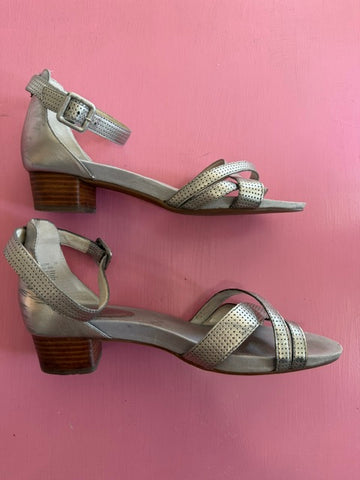 Pre-Loved Frankie4 Willow