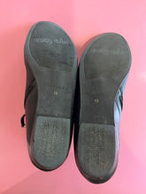 Load image into Gallery viewer, Pre-Loved Frankie4 Jazz Black
