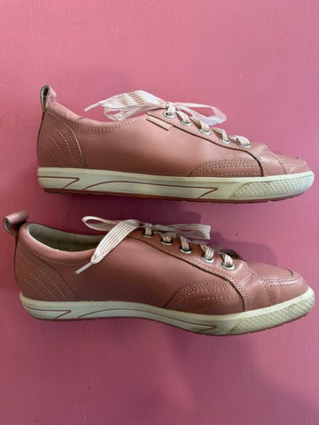 Pre-Loved Frankie4 Ellie III