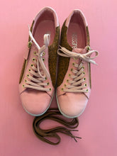 Load image into Gallery viewer, Pre-Loved Rilassare Pink and Brown Sneakers

