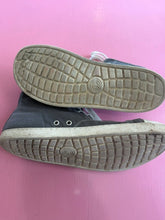 Load image into Gallery viewer, Pre-Loved Groundies Grey sneakers
