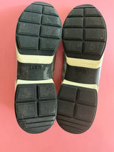 Load image into Gallery viewer, Pre-Loved Tod's Silver Glitter Sneaker
