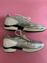 Load image into Gallery viewer, Pre-Loved Tod's Silver Glitter Sneaker
