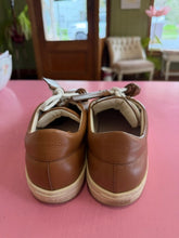 Load image into Gallery viewer, Pre-Loved Tod's Tan Sneaker
