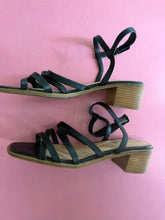 Load image into Gallery viewer, Pre-Loved Hush Puppies Peechy
