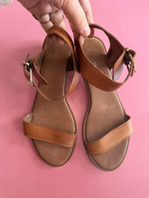 Load image into Gallery viewer, Pre-Loved Jo Mercer tan sandals
