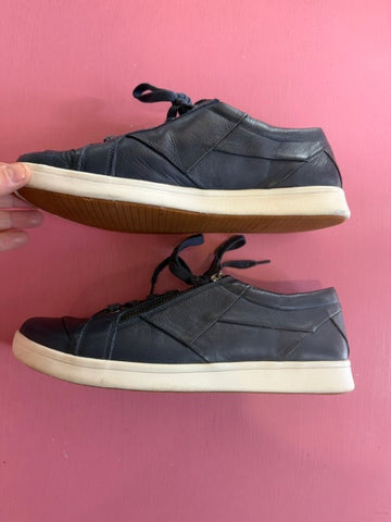 Pre-Loved Ziera Denes