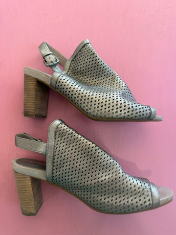Pre-Loved Frankie4 Eddie