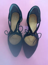 Load image into Gallery viewer, Pre-Loved Ziera Vedu
