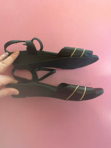 Pre-Loved Ziera Black Sandal