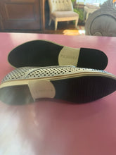 Load image into Gallery viewer, Pre-Loved Frankie4 Suze (1)
