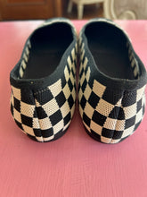 Load image into Gallery viewer, PL Vivaia Margo 2.0 Black Beige Checker
