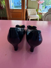 Load image into Gallery viewer, Pre-Loved Salvatore Ferragamo Mara
