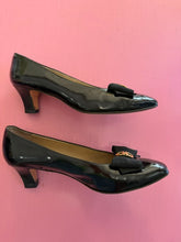 Load image into Gallery viewer, Pre-Loved Salvatore Ferragamo Mara

