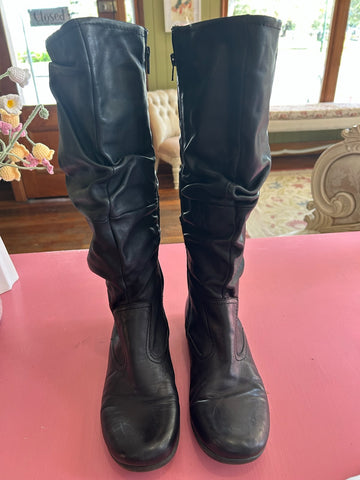 Pre-Loved Planet Boot