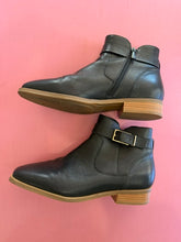 Load image into Gallery viewer, Pre-Loved Hush Puppies Talisa
