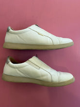 Load image into Gallery viewer, Pre-Loved Hush Puppies Montana
