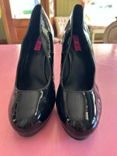 Load image into Gallery viewer, Pre - Loved Pleaser Flair 480 Black Patent
