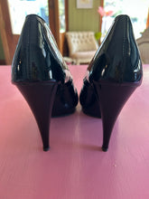 Load image into Gallery viewer, Pre - Loved Pleaser Flair 480 Black Patent
