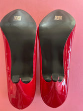 Load image into Gallery viewer, Pre-Loved Pleaser Dream 420 Red Patent
