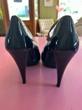 Load image into Gallery viewer, Pre - Loved Pleaser Flair 480 Black Patent
