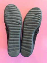 Load image into Gallery viewer, Pre-Loved Gabor Black Flats
