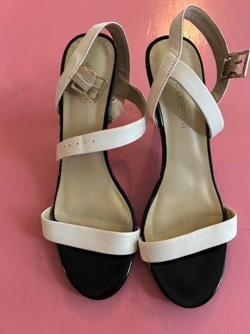 Pre-Loved Jane Debster Inherit Black & White