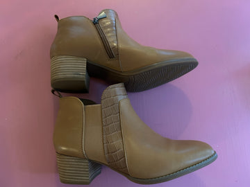 Pre-Loved Hush Puppies Chill Tan