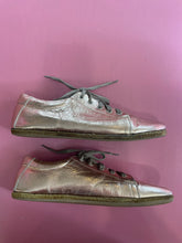 Load image into Gallery viewer, Pre-Loved Aintap Gold Sneaker Size 45
