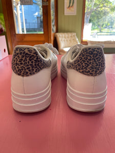 Pre-Loved Alfie & Evie Island Size 42