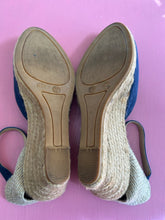 Load image into Gallery viewer, PL Toni Pons Navy Wedge
