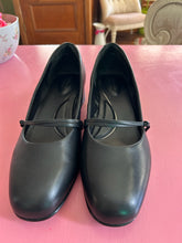 Load image into Gallery viewer, Pre-loved Hush Puppies Tigra Black
