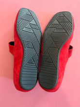 Load image into Gallery viewer, Pre-Loved Ziera Rascal
