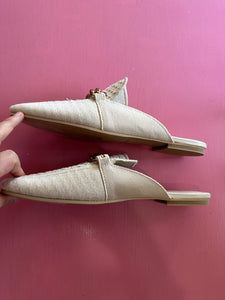 Pre-Loved Dolce Vita Cream Chain Slide Size 13